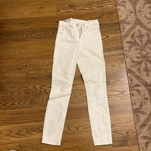 Gap white skinny jeans - 25
